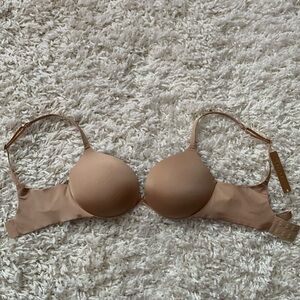NWT SKIMS Ultimate Teardrop Push Up Bra - 32D, Color: Clay
